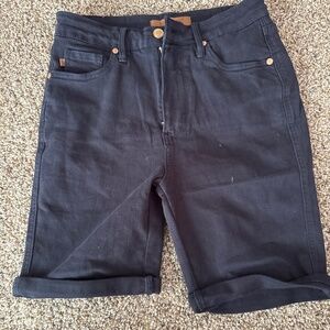 Judy Blue Rock Your Body Tummy Control Bermuda Shorts (